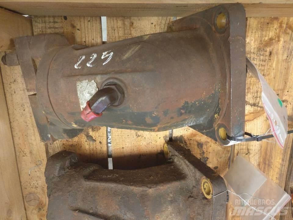 CAT 225B Hydraulics