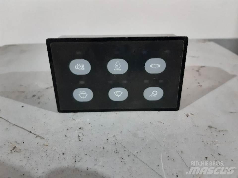 CAT 312CL Cabins and interior