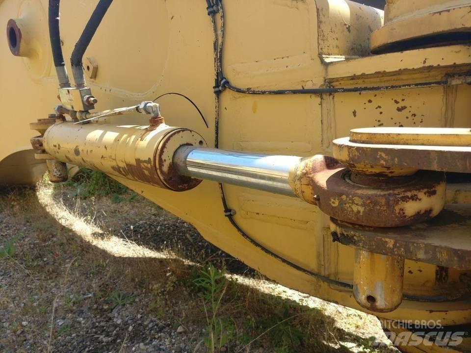 CAT 320B Hydraulics