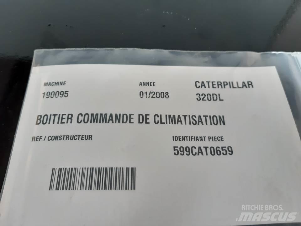 CAT 320DL Cabins and interior