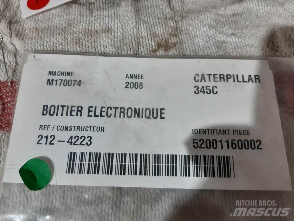 CAT 345C Cabins and interior