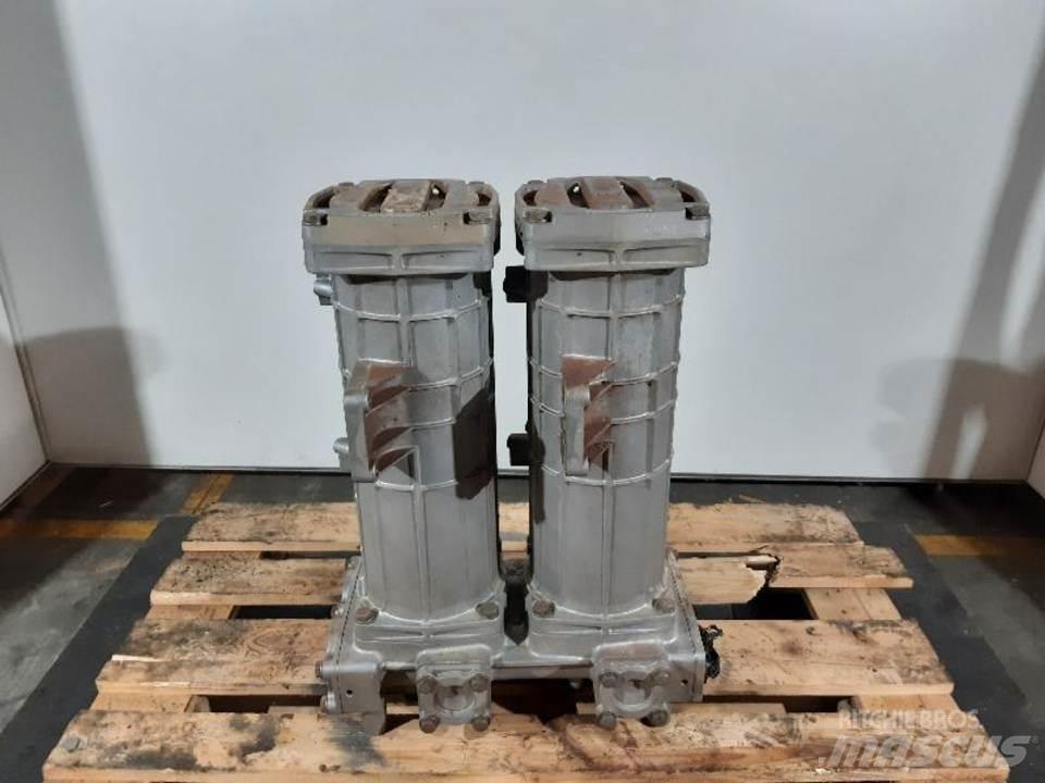 CAT 365BII Engines