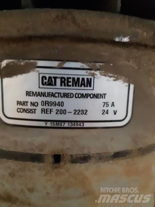 CAT 725 Engines