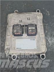 CAT 771D Cabins and interior