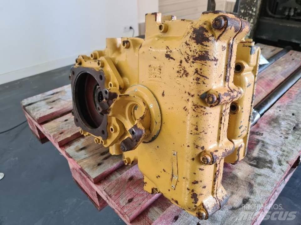 CAT 906H Transmission