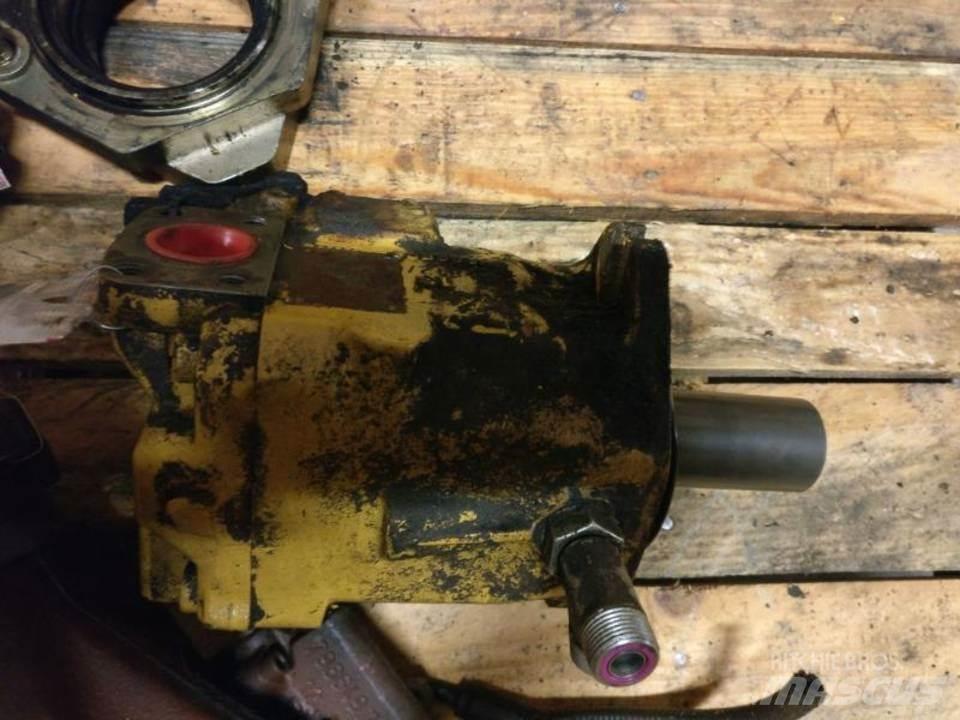 CAT 938H Hydraulics