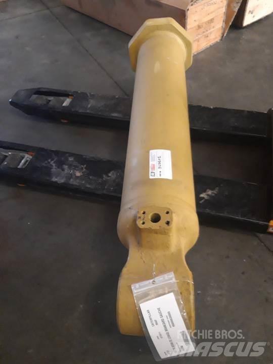 CAT 966F Hydraulics