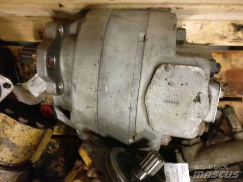 CAT 988B Hydraulics