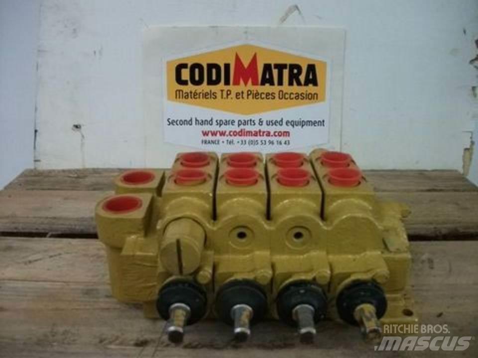 CAT D4H Hydraulics