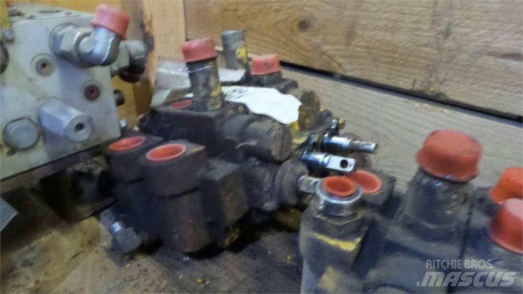 CAT D5H Hydraulics