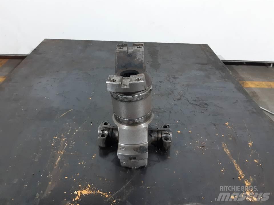 CAT D6H Transmission