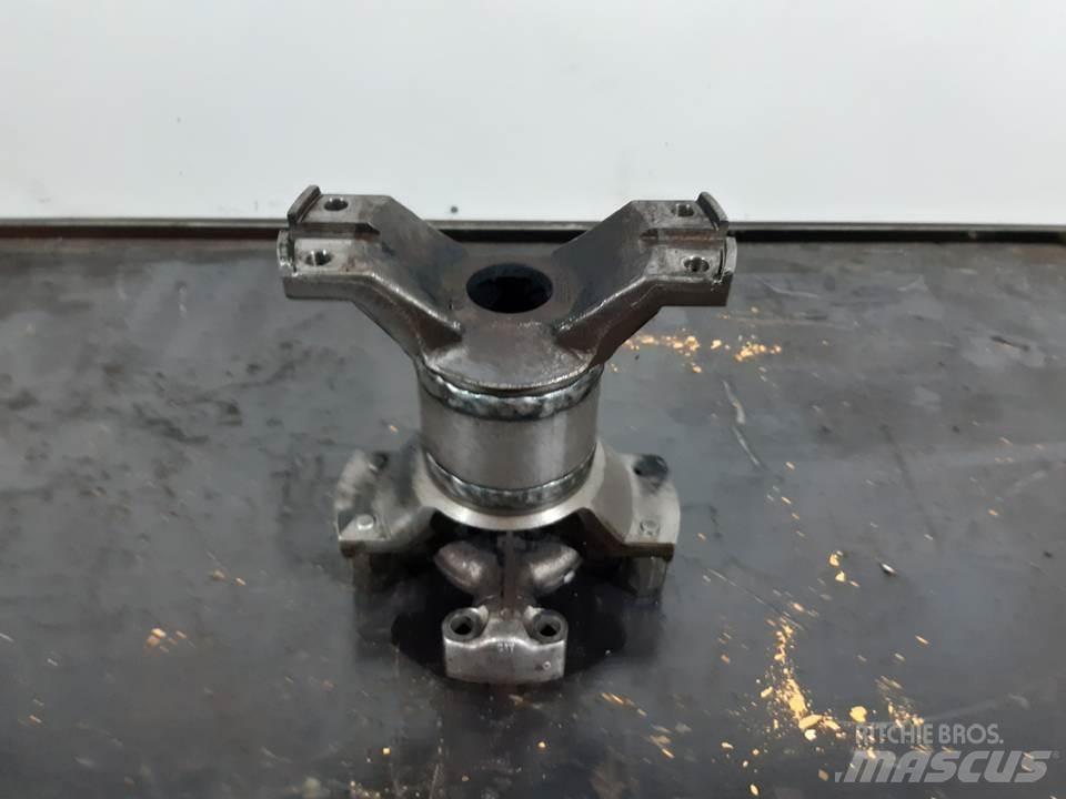 CAT D6H Transmission