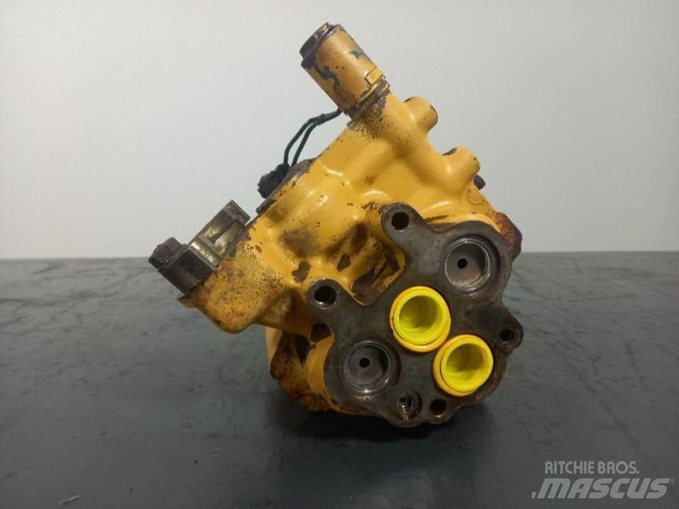CAT D6RXL Hydraulics