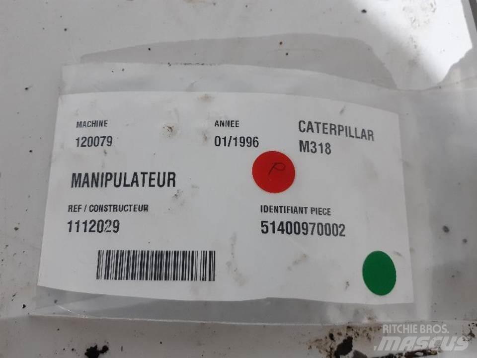 CAT M318 Cabins and interior