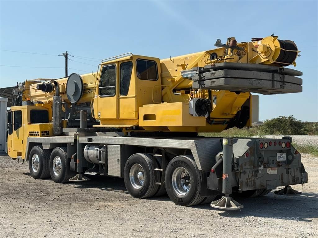 Grove TMS900E All terrain cranes