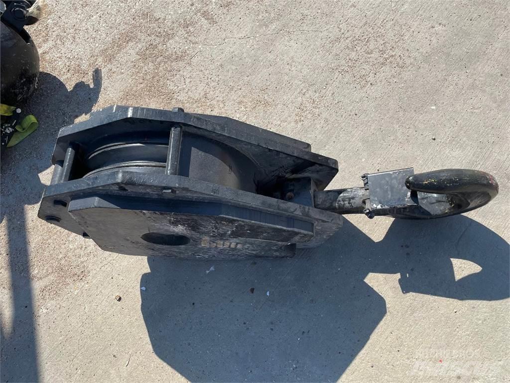 Liebherr  Crane parts and equipment