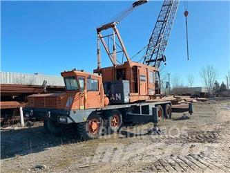 American 5530 All terrain cranes