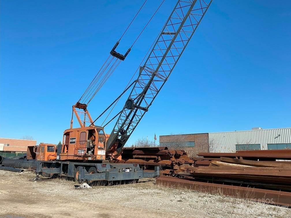 American 5530 All terrain cranes