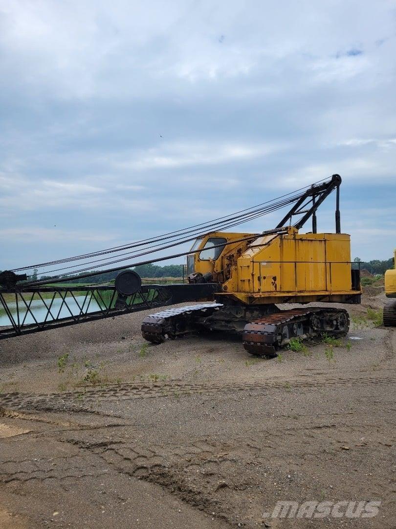 American 599C Track mounted cranes