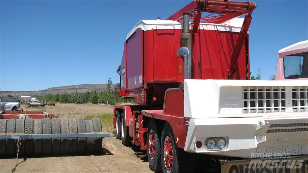 American 7530 All terrain cranes