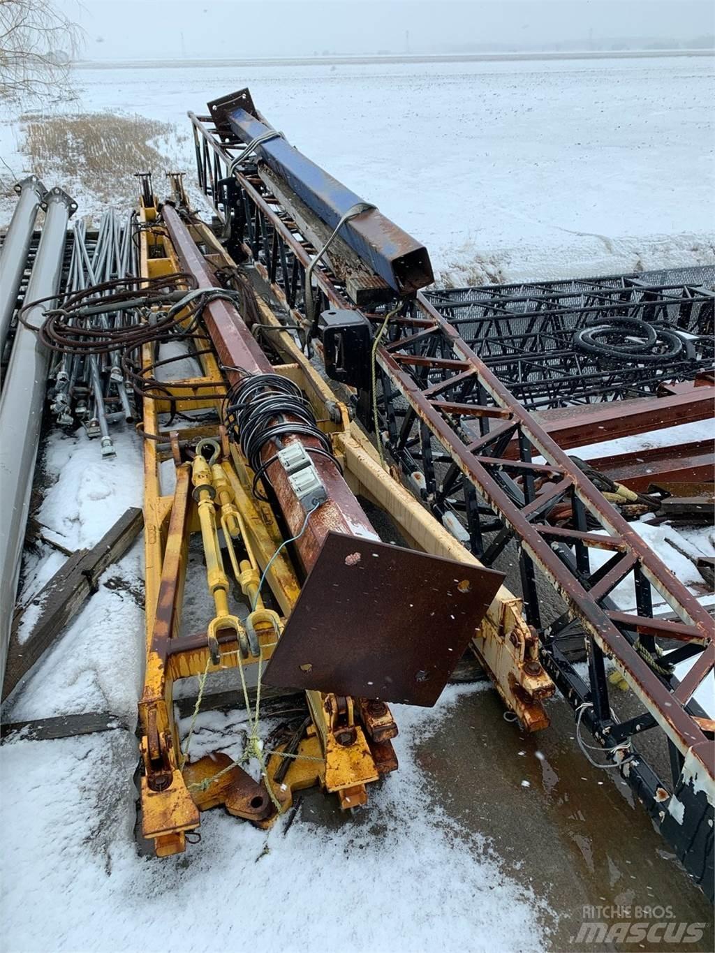 Grove  Booms and arms