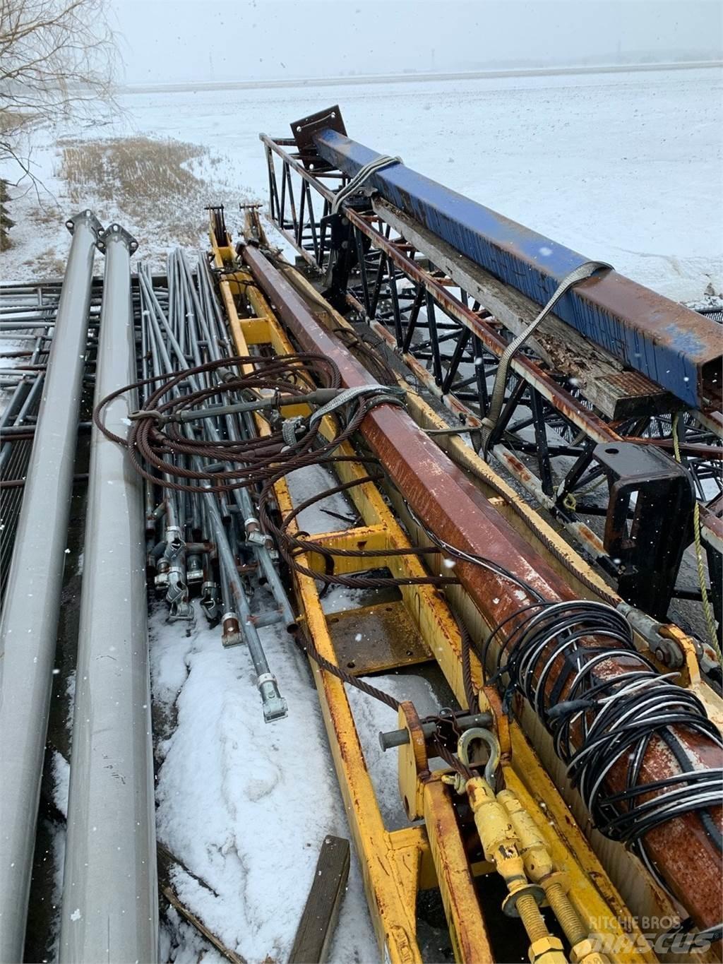 Grove  Booms and arms