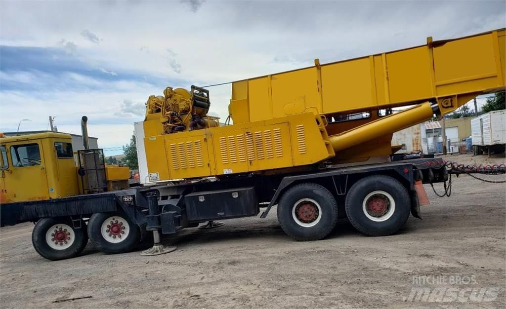 Grove TM800 All terrain cranes