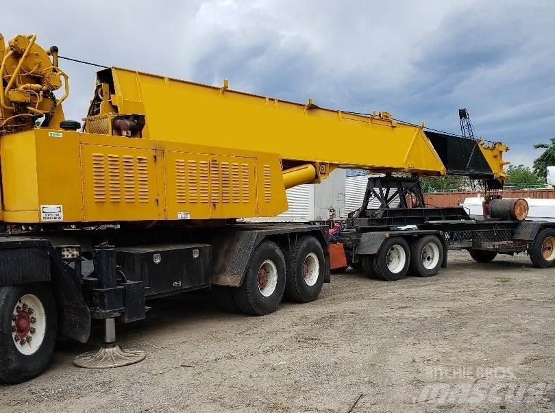 Grove TM800 All terrain cranes