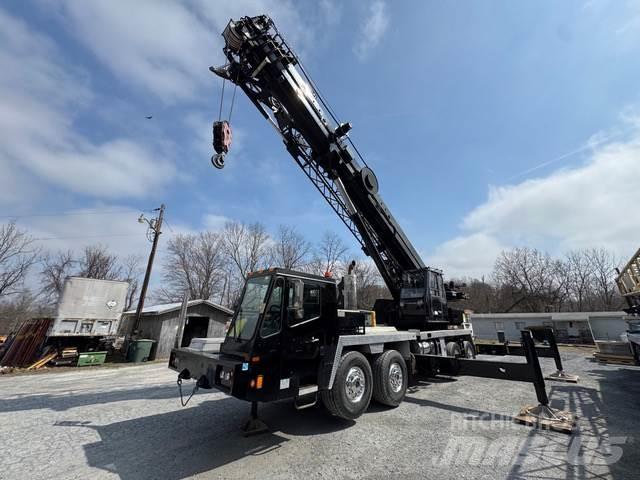 Grove TMS900E All terrain cranes