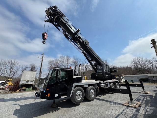 Grove TMS900E All terrain cranes