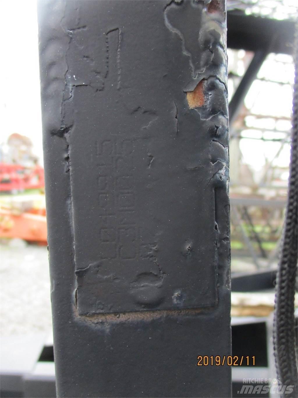 Link-Belt C3M0025 Booms and arms