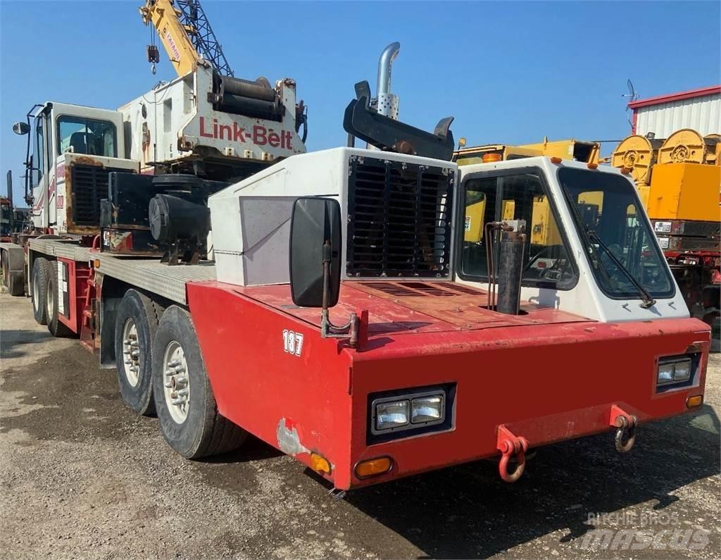 Link-Belt HTC-8670 All terrain cranes