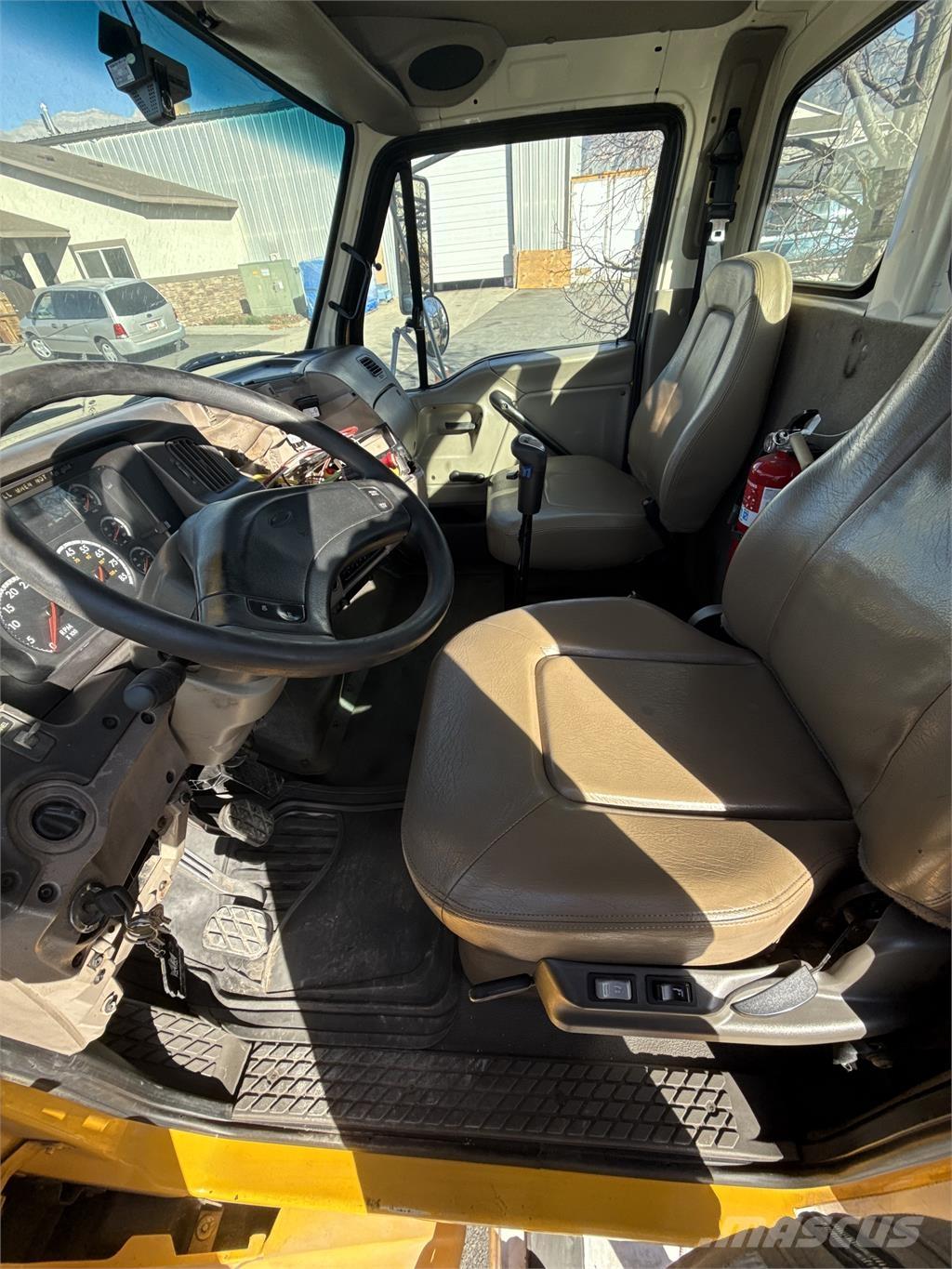 National 1400H Truck mounted cranes