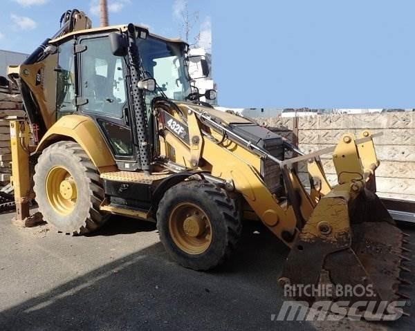 CAT 432 F2 Backhoe