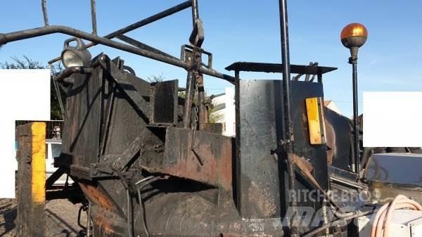  _JINÉ (DE) AGT - VK 700 S Asphalt recycling