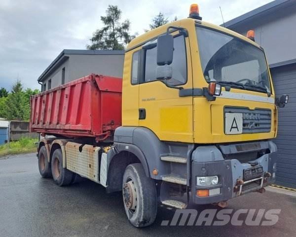 MAN TGA 33.430 Tipper trucks