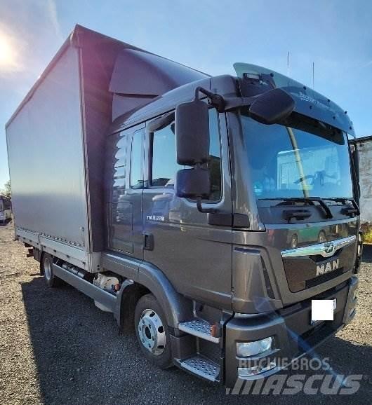 MAN TGL 8.220 Flatbed / Dropside trucks