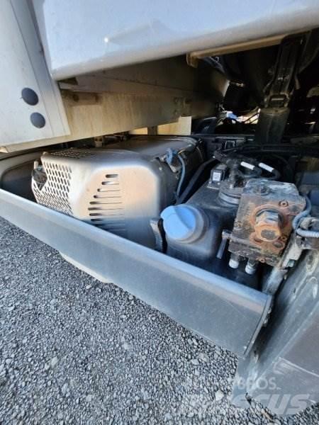 MAN TGL 8.220 Flatbed / Dropside trucks