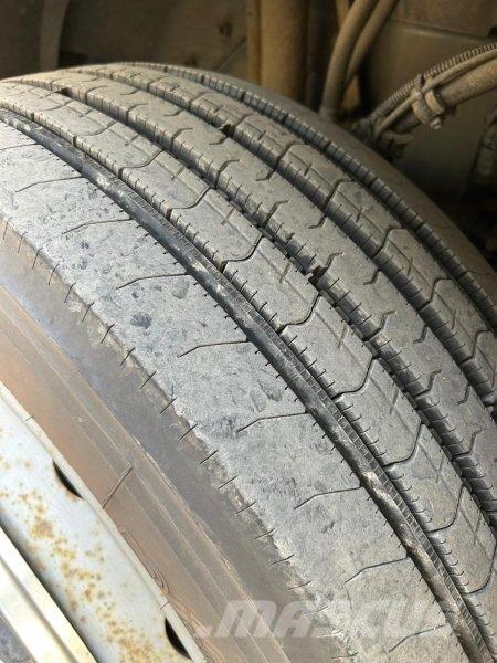 Scania P230 LB Flatbed / Dropside trucks