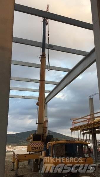 Tatra T815 +ČKD AD 28 Truck mounted cranes