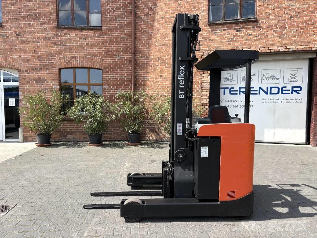 Toyota RRE 140 Reach truck