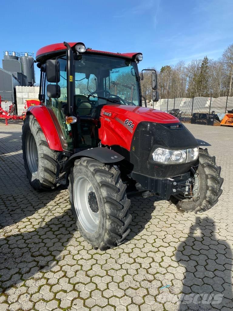 Case IH Farmall 65 A Tractors
