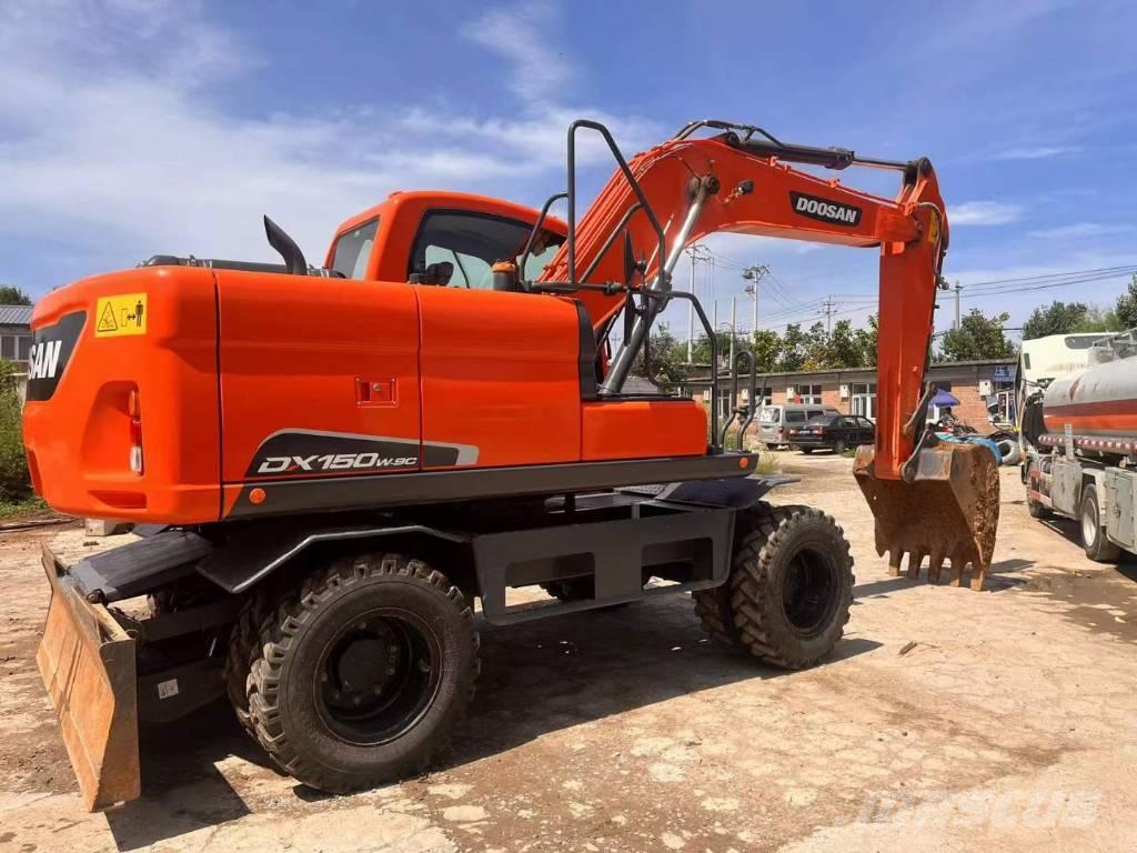 Doosan DX150W-9C Wheeled excavators