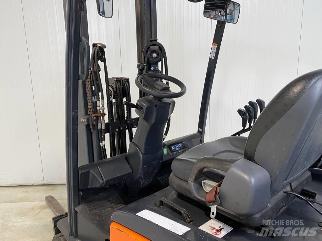 Doosan B25X-7 Electric forklift trucks