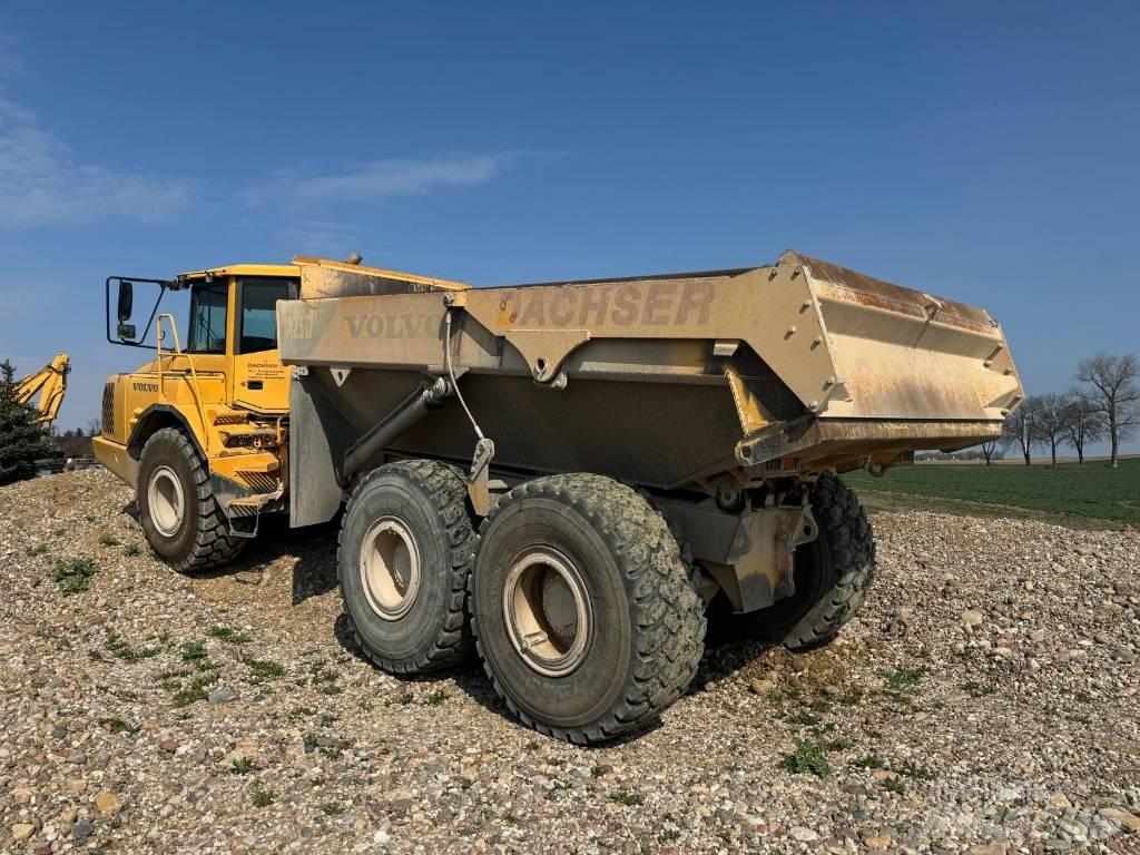 Volvo A 25 D Articulated Haulers