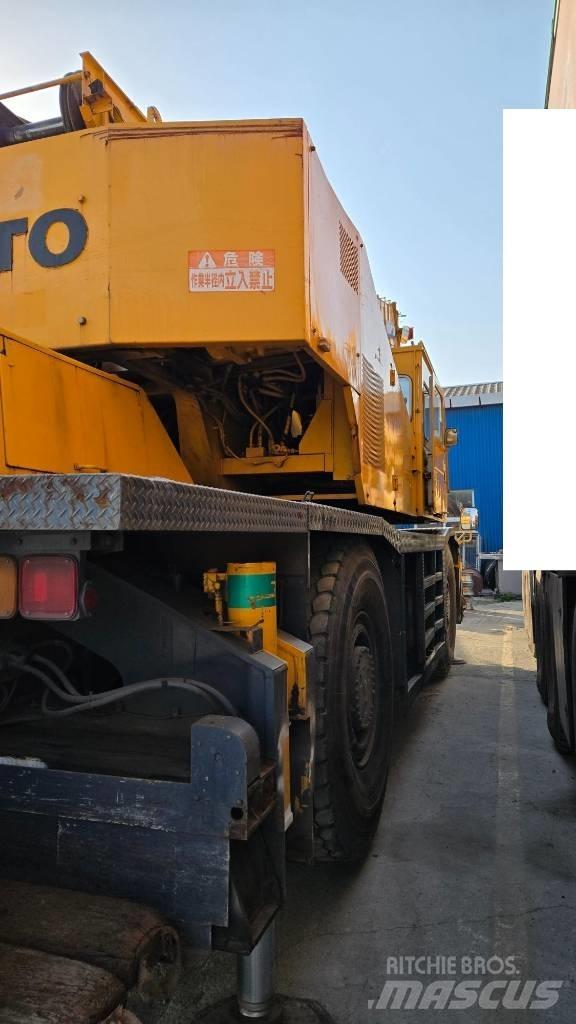 Kato SS500S Rough terrain cranes