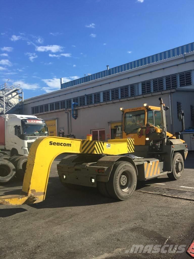 Terberg RT222 Terminal tractors