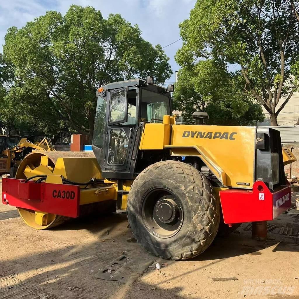 Dynapac CA30D Single drum rollers