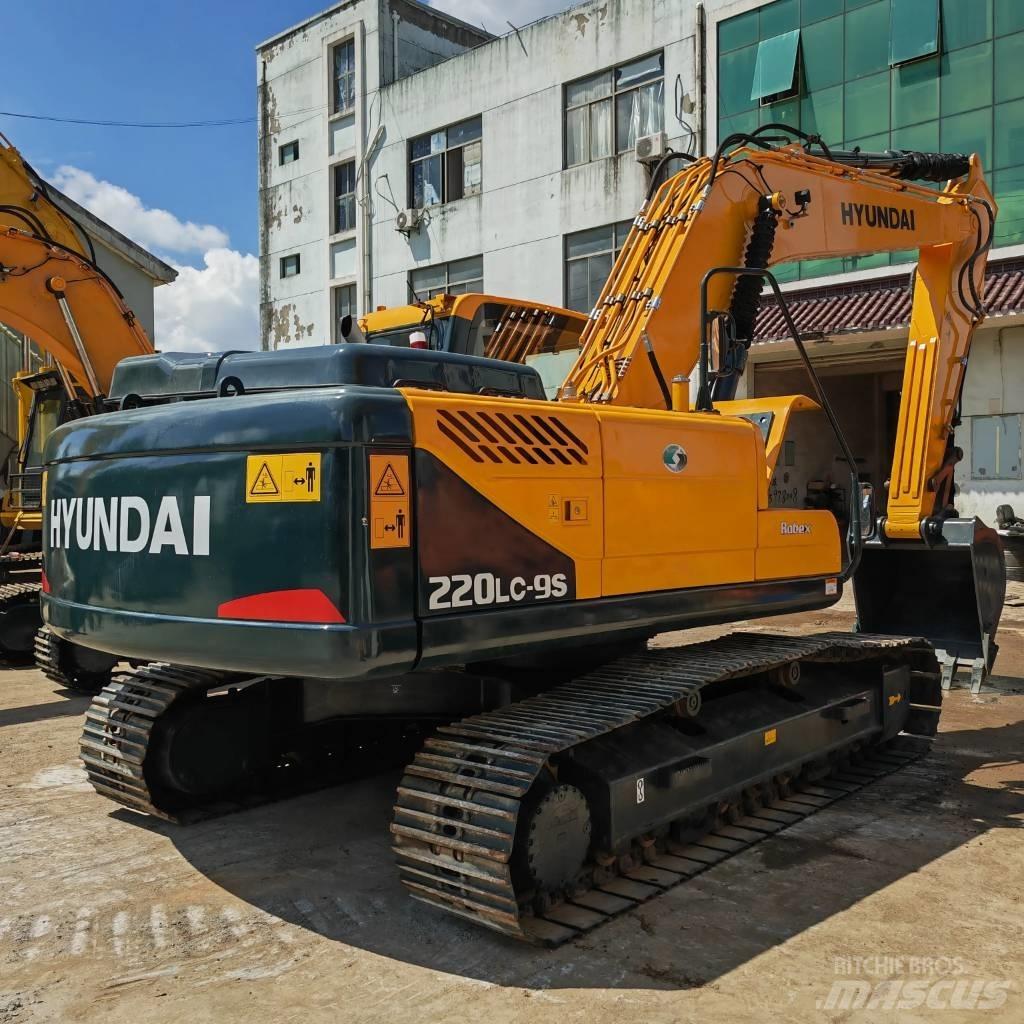 Hyundai R220LC-9S Crawler excavators
