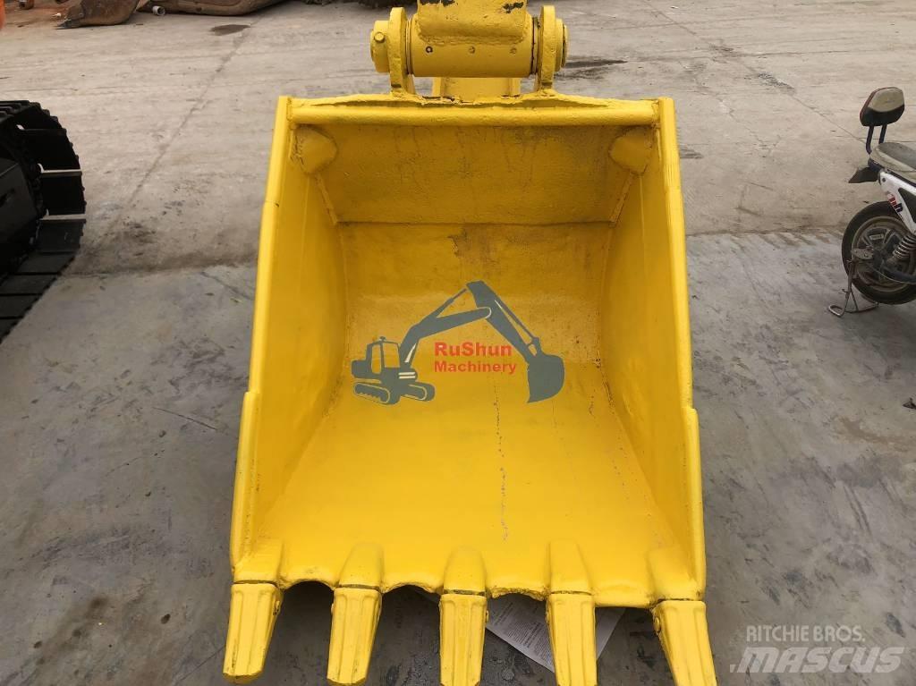 Komatsu PC200-6 Mini excavators  7t - 12t